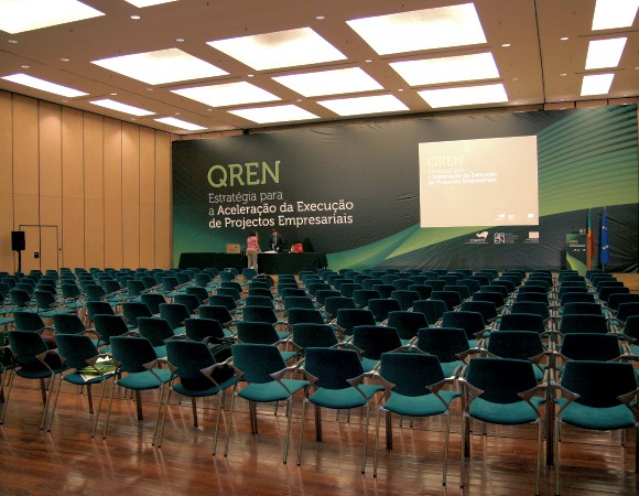 Estratégias para a Aceleração de Projectos 2010