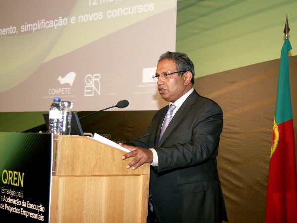 Estratégias para a Aceleração de Projectos