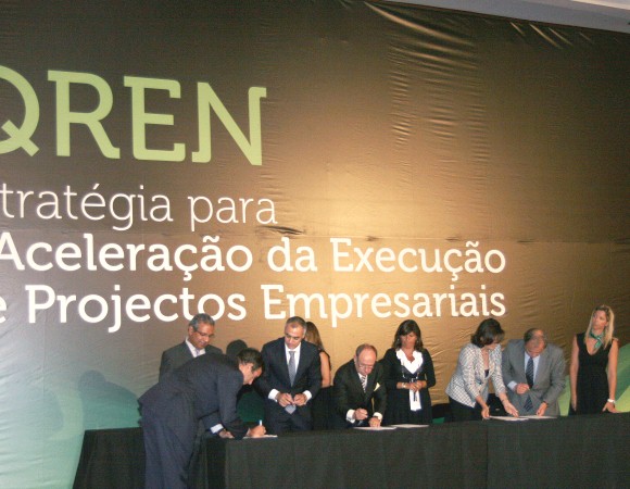 Estratégias para a Aceleração de Projectos